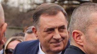 Dodik u sudnici: "Šmit povrijedio suverenitet BiH, teško mi je izgovoriti da je gospodin, kreten Marfi je zarazio cijelu državu"