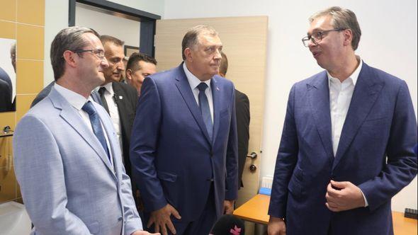 Vučić i Dodik na otvaranju Doma zdravlja - Avaz