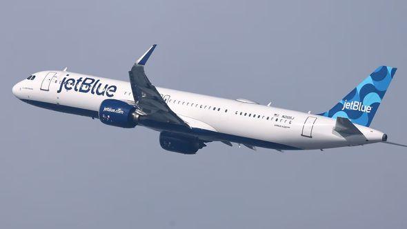 Avion kompanije "JetBlue" - Avaz