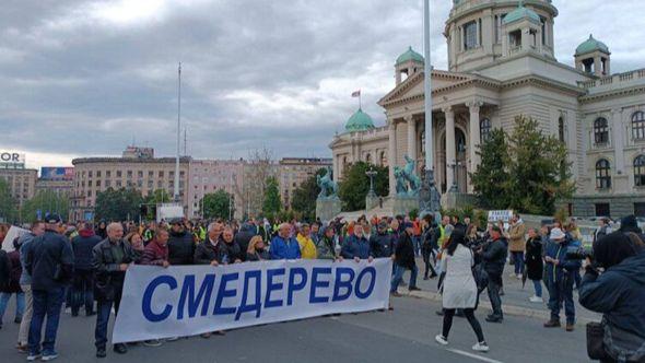 Sa protesta u Beogradu - Avaz