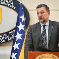 Konaković: Jedan broj Bošnjaka u sebi nosi strah, nelagodu i averziju prema okupljanju