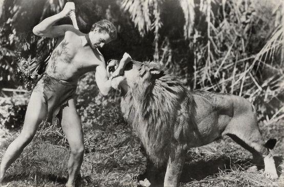 Džoni Vajsmiler u ulozi Tarzana   - Avaz