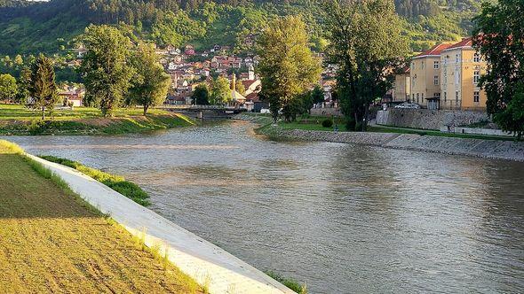 Rijeka Bosna - Avaz