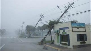 Najmanje 27 tornada prijavljeno je širom Floride, zvaničnici čekaju dnevno svijetlo da bi procijenili štetu poslije uragan Miltona