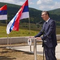 Vučić: Šalite se oko sankcija, ali situacija je malo teža