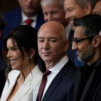 Fotografija teška stotine milijardi dolara: Zakerberg, Bezos, Pičai i Mask na inauguraciji