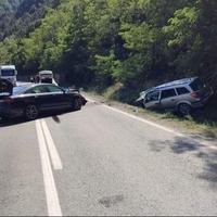 Teška nesreća na magistralnom putu kod Žepča: Povrijeđeno pet osoba, obustavljen saobraćaj