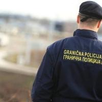 Granična policija spriječila krijumčarenje državljana Kine i Turske