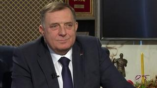 Dodik objasnio zašto je morao na operaciju: "Odvezala mi se cipela, sagnuo sam se da je zavežem..."