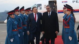 Dodik dočekao Vučića na aerodromu u Banjoj Luci