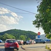 Sudar automobila na Mostarskom raskršću, stvorila se velika gužva