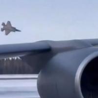 Pojavio se snimak pada moćnog američkog aviona F-35 na Aljasci