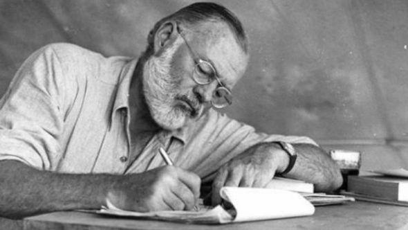 Ernest Hemingvej  - Avaz