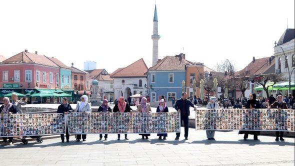 Sa današnjeg okupljanja u Tuzli  - Avaz