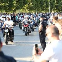 Srebreničanin Ahmed Ustić, frizer, motorista i humanista koji živi za svoj rodni grad