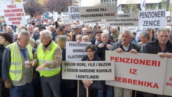 Penzioneri: Gotovo 80.000 potpisalo peticiju - Avaz