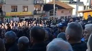 Pobuna džematlija u Bužimu: Protestovali zbog povećanja članarine Islamskoj zajednici