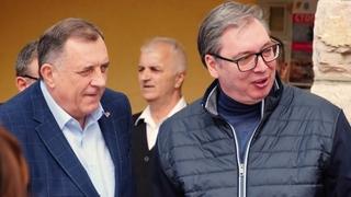 Dodik s Vučićem u posjeti srbijanskom selu: "On je digao Srbiju, poboljšao njene kapacitete"