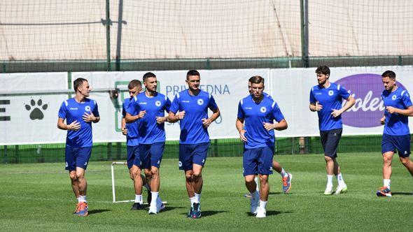 "Zmajevi" odradili trening - Avaz