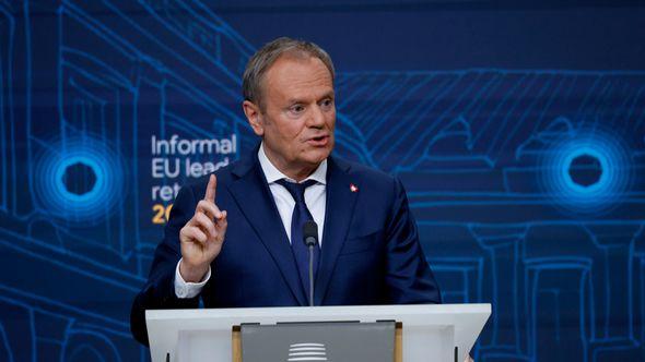 Donald Tusk - Avaz