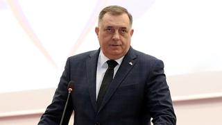 Dodik: Da li će EU pregovarati s institucijama BiH ili uzurpatorom Šmitom?