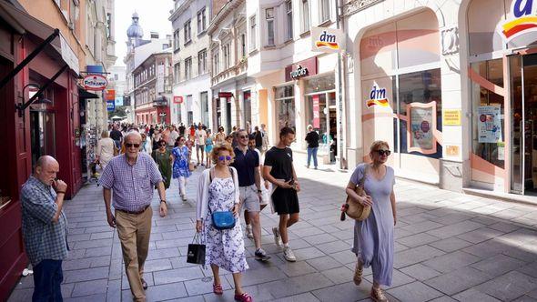 U Sarajevu sunčano vrijeme uz malu do umjerenu oblačnost - Avaz