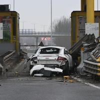 Stravični prizori u susjedstvu: Udario u barikadu ispred naplatnih kućica, preminula jedna osoba