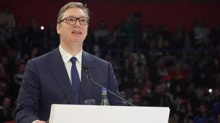 Vučić pred hiljadama ljudi poručio: Pristojna Srbija hoće da gleda u budućnost