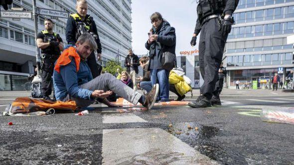 Blokirane saobraćajnice u Berlinu - Avaz