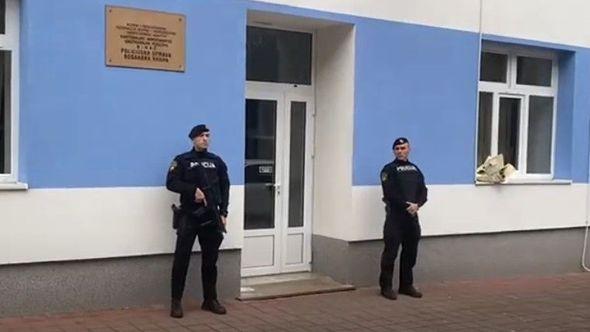 Policijska stanica Bosanska Krupa - Avaz