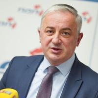 Borenović: Dodik nas jedan dan vodi u EU, drugi u BRIKS, ne bi me iznenadilo da nas povede na Mars