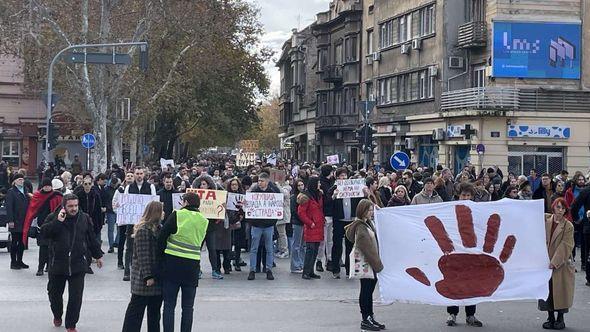 Protesti u Novom Sadu - Avaz