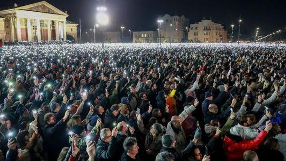 Sa protesta u Budimpešti - Avaz