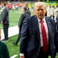 Donald Tramp došao na Super Bowl i ispisao historiju