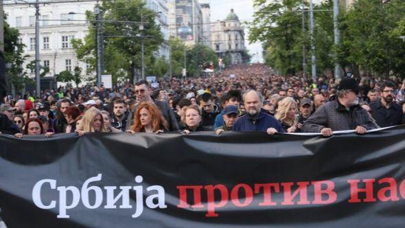 Sa protesta u Beogradu - Avaz