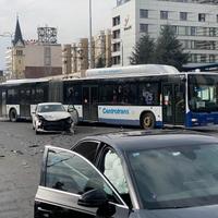 Težak sudar kod Socijalnog, saobraćaj se odvija otežano