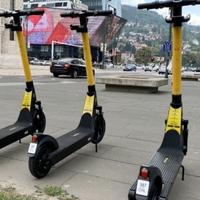 Privedeni lopovi: Ukrali bateriju električnog romobila