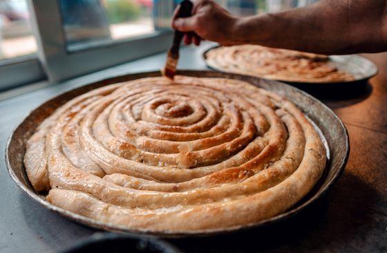 Najtraženija pita je burek - Avaz