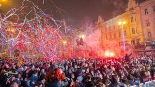 Spektakularan doček Nove godine u Zagrebu: Publiku zabavljali Josipa Lisac, Baby Lasagna, Grše, Miach i Hiljson Mandela