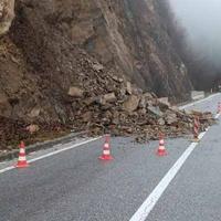 Video / Izvještaj BIHAMK-a: Povećana opasnost od odrona kamenja na kolovoz