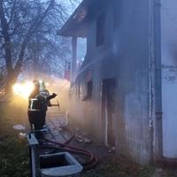 Gorjela kuća u Raštelici kod Tarčina: Požar gasilo više vatrogasnih ekipa