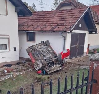 Teška nesreća kod Tuzle: Jedna osoba povrijeđena