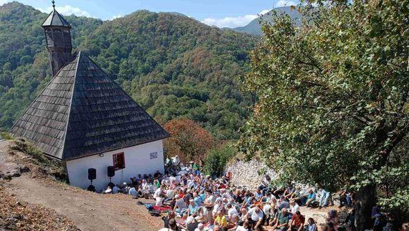 Na Kušlatu - Avaz