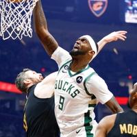 Bucks' Portis out at least 2 weeks with sprained MCL, ankle