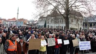 U Tuzli održani protesti penzionera: Zatražili povećanje penzija