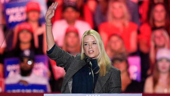 Pam Bondi - Avaz