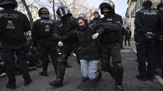 Protesti protiv AfD-a: Incident s policijskim psom naišao na oštre kritike javnosti