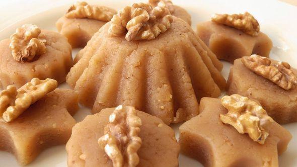 Halva - Avaz