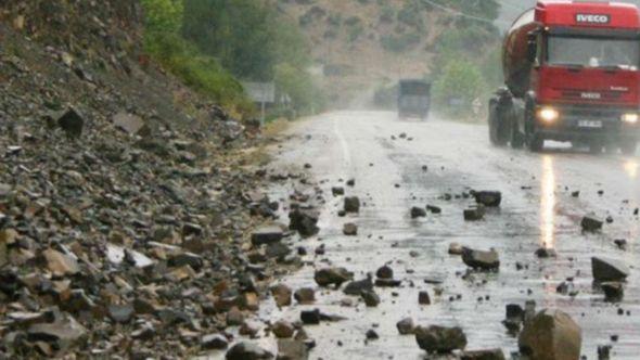 Na graničnim prelazima putnička vozila ne čekaju duže od 30 minuta - Avaz