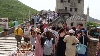 Poništen javni poziv za prijavu rješenja i odabira: Mostar ostao bez autentičnog suvenira!